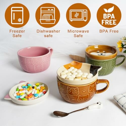 Tasses en céramique à thème animal avec bonbons et guimauves