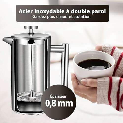 Cafetière à piston en acier inoxydable avec double paroi.