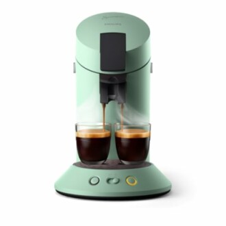Machine à café vert avec deux tasses