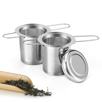 Infuseurs à thé en acier inoxydable avec couvercle.